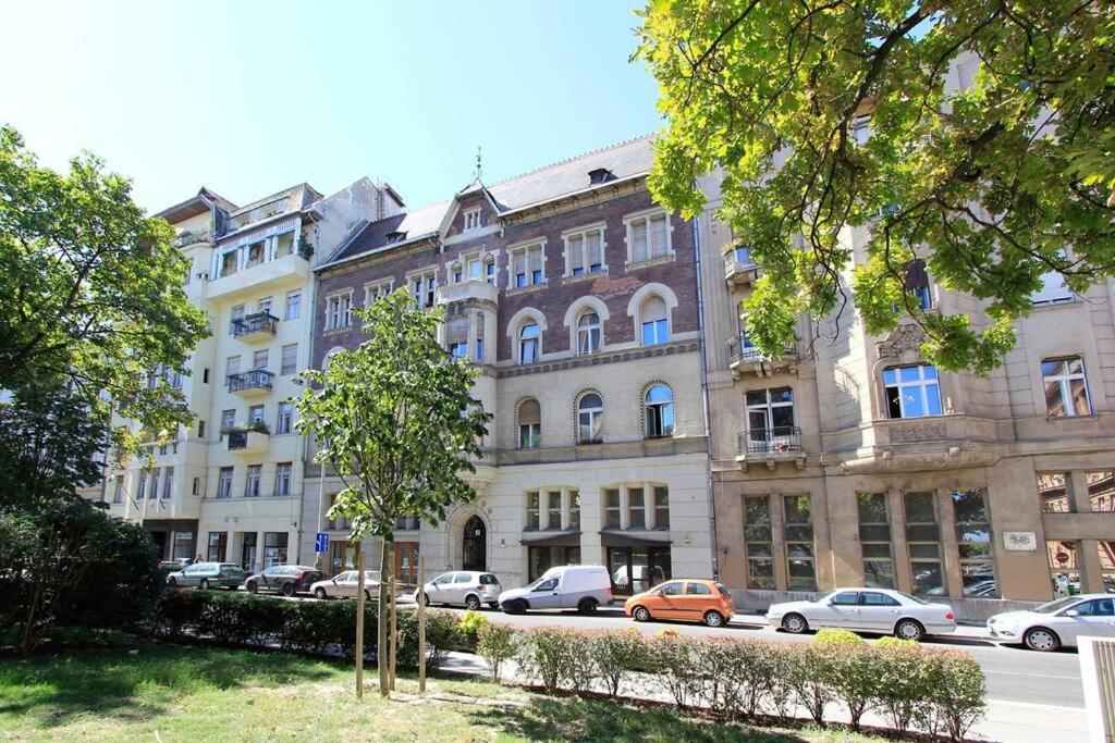 Venus Apartments - The Actor'S Den Budapest Luaran gambar