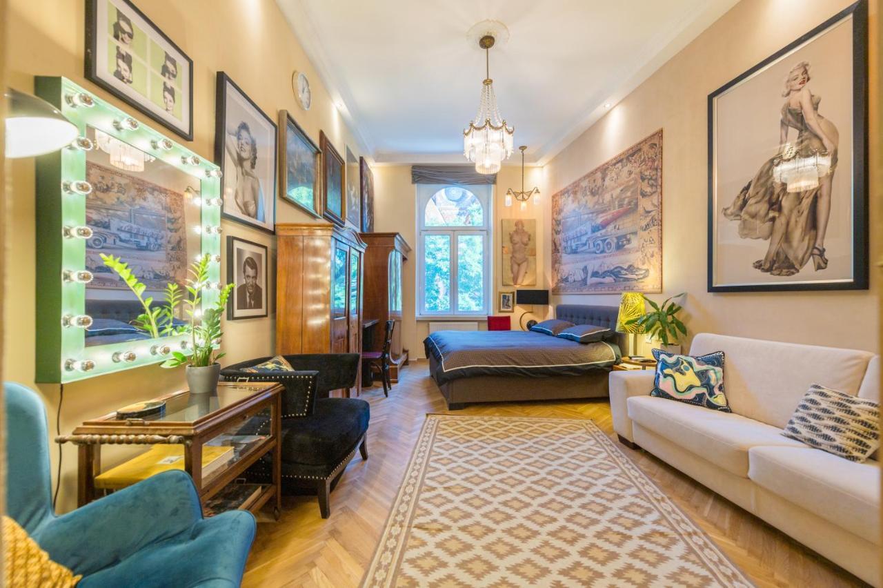 Venus Apartments - The Actor'S Den Budapest Luaran gambar